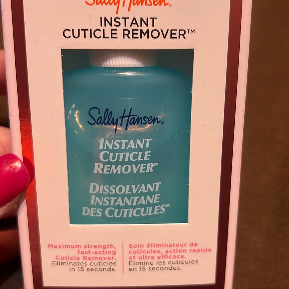 NIB Sally Hansen Instant Cuticle Remover